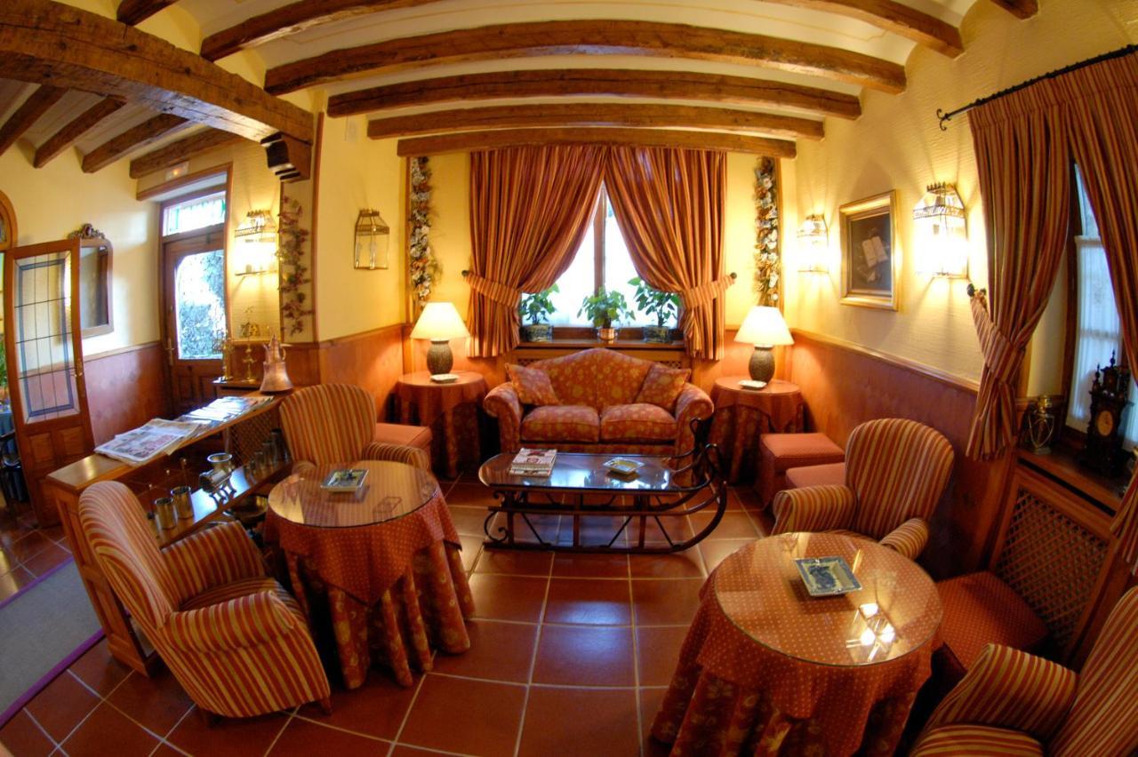 Hotel Nava Real à Navacerrada Extérieur photo