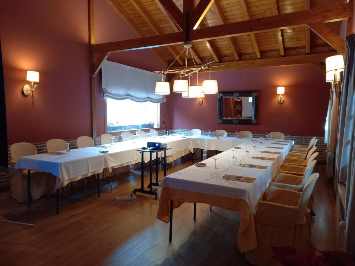 Hotel Nava Real à Navacerrada Extérieur photo