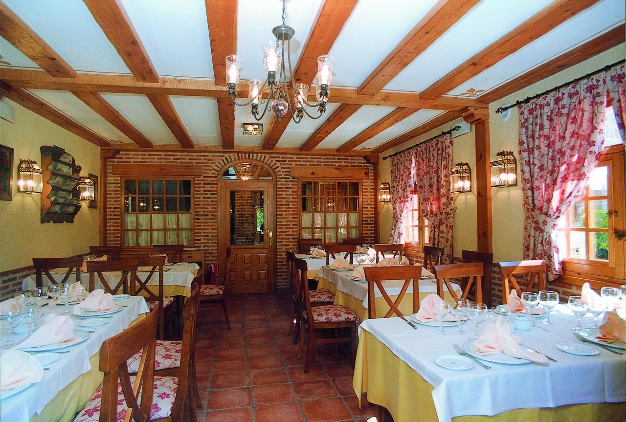 Hotel Nava Real à Navacerrada Extérieur photo